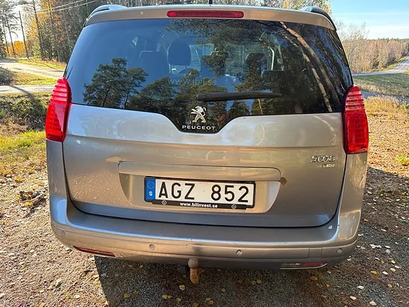 Peugeot 5008 2013 photo 4