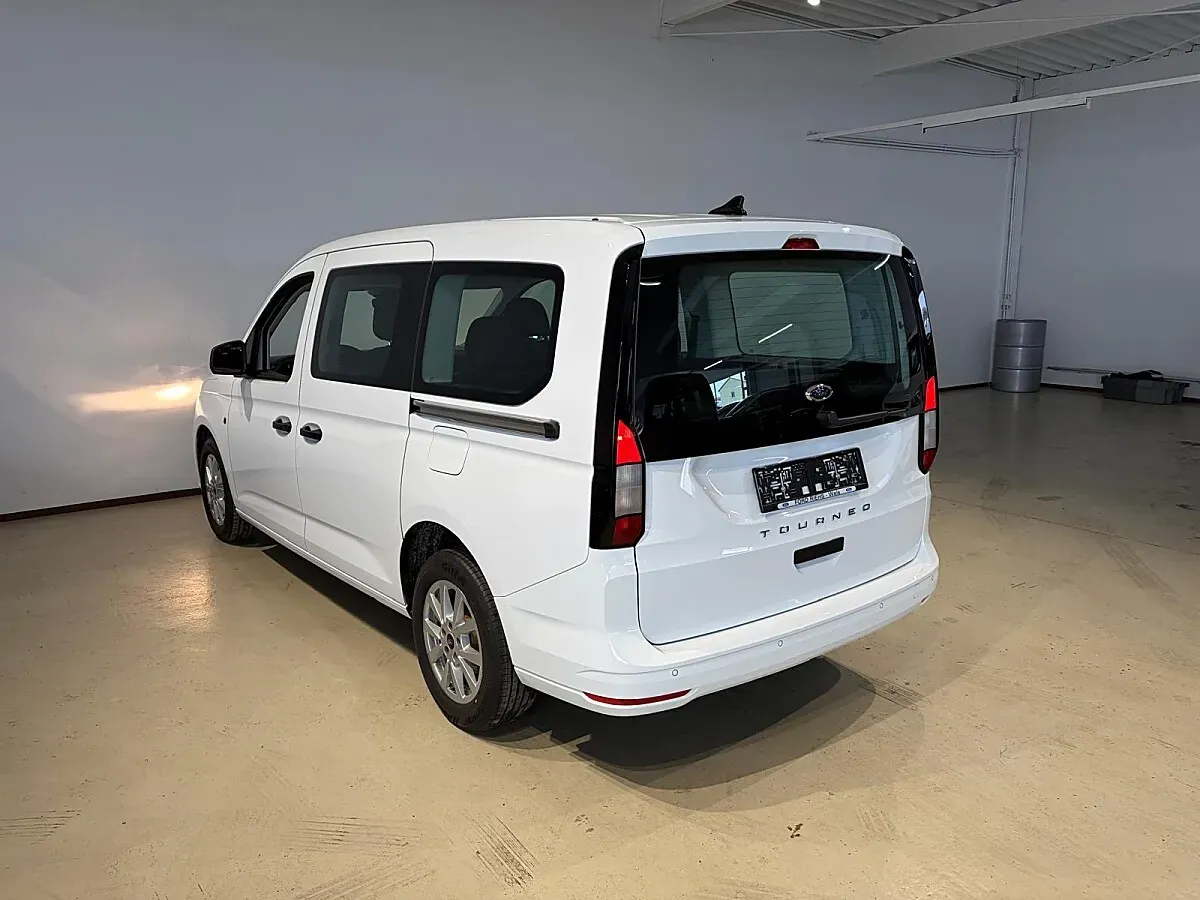 Ford Tourneo photo 3