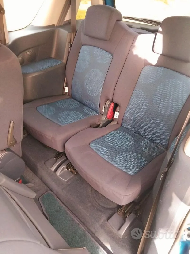 Peugeot 1007 2007 photo 5