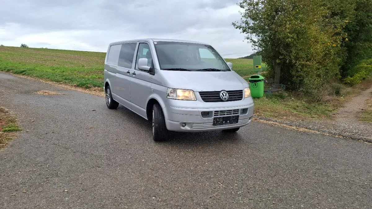 Volkswagen T5 2005 photo 2