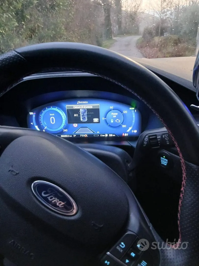 Ford Kuga 2023 photo 3