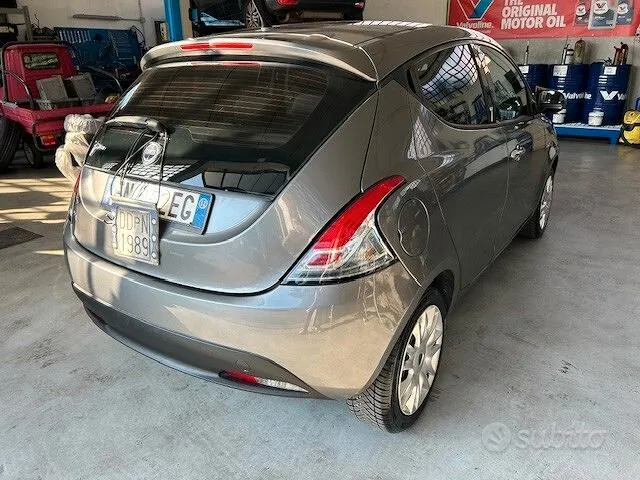 Lancia Ypsilon 2012 photo 4