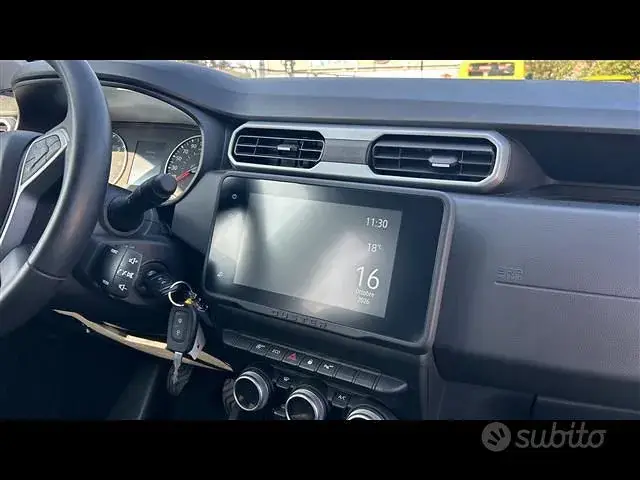 Dacia Duster 2023 photo 4