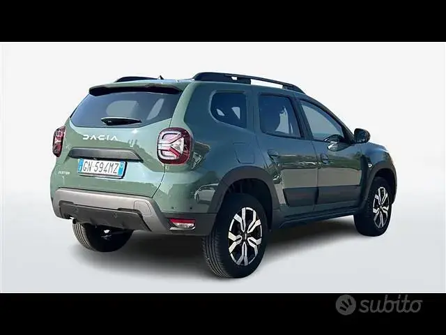 Dacia Duster 2023 photo 2