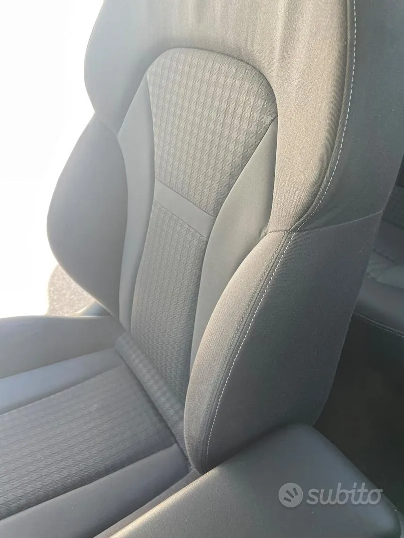 Audi A1 2011 photo 4