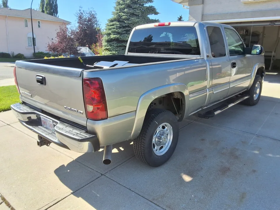 Chevrolet Silverado 2500 2003 photo 4