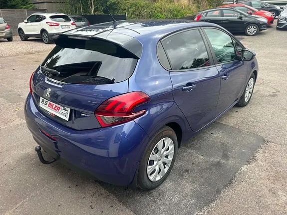 Peugeot 208 2017 photo 4