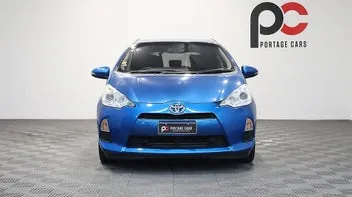 Toyota Aqua 2013 photo 3