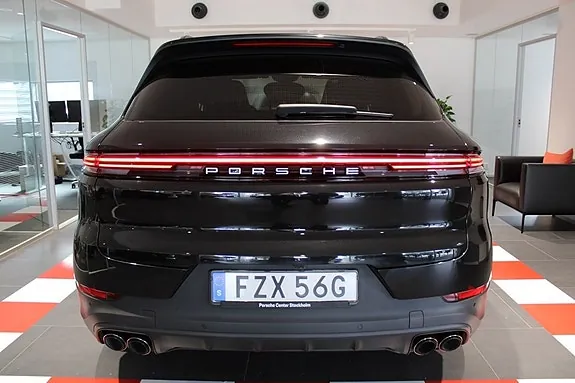 Porsche Cayenne 2024 photo 3