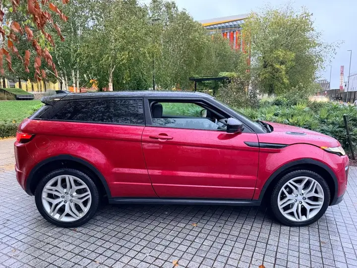 Land Rover Range Rover Evoque 2016 photo 3