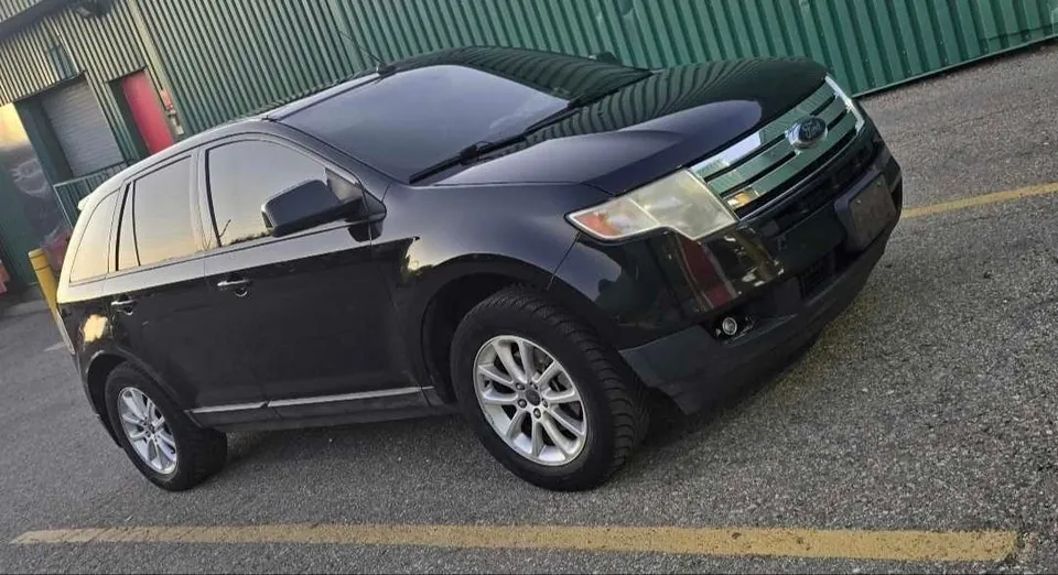 Ford Edge 2010 photo 2