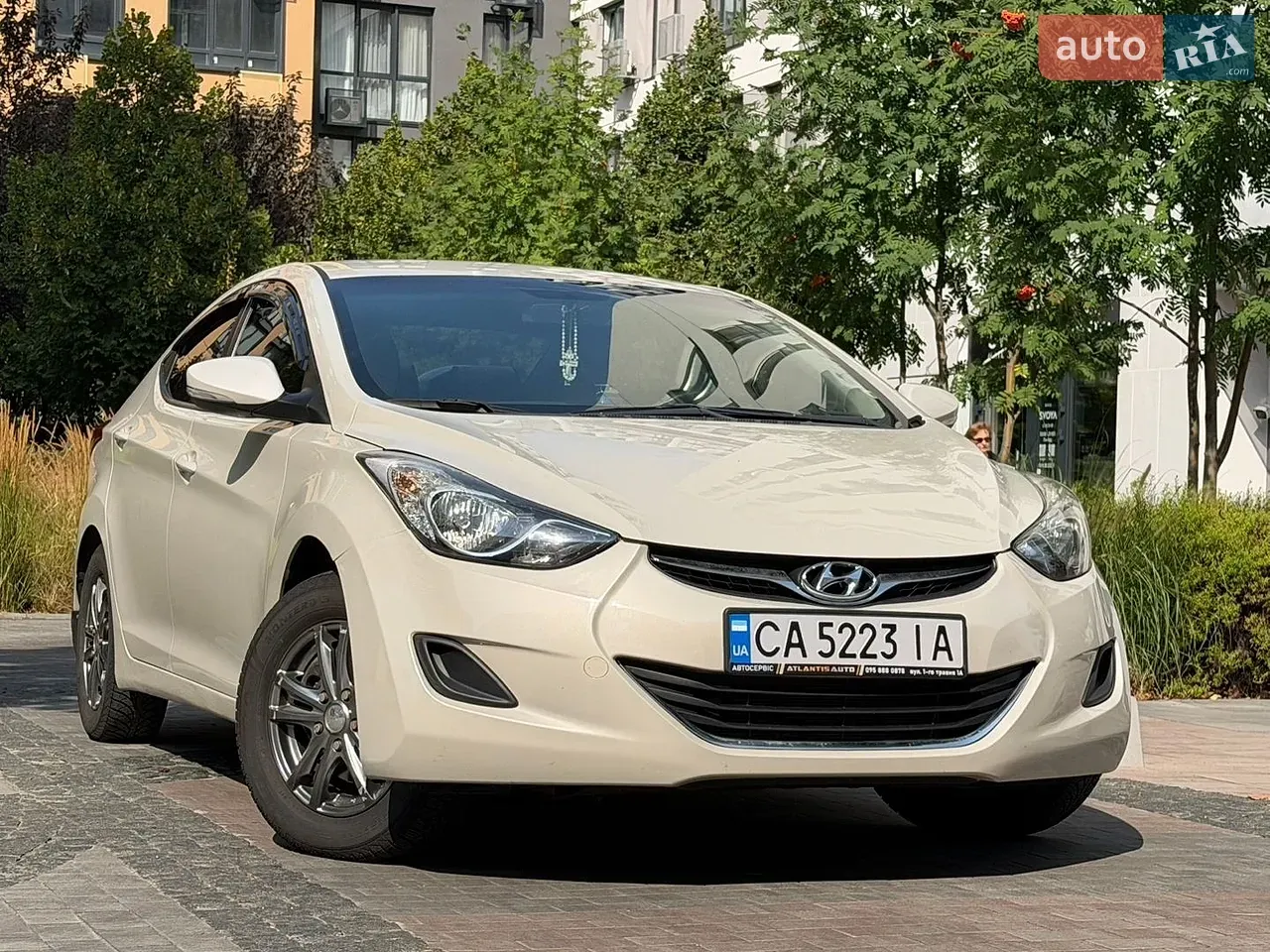 Hyundai Elantra 2012 photo 2