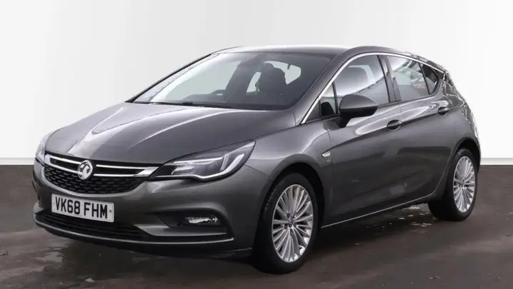 Vauxhall Astra 2018 photo 2
