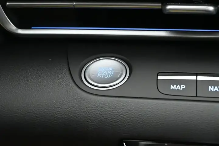 Hyundai Elantra 2026 photo 5