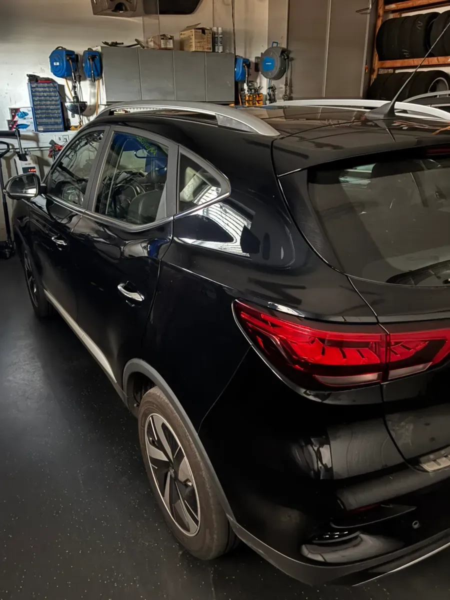 MG Zs Ev 2022 photo 2