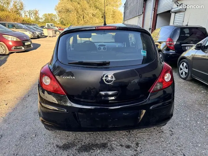 Opel Corsa 2012 photo 5
