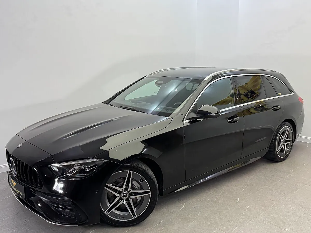 Mercedes-Benz C-Class 2023 photo 2