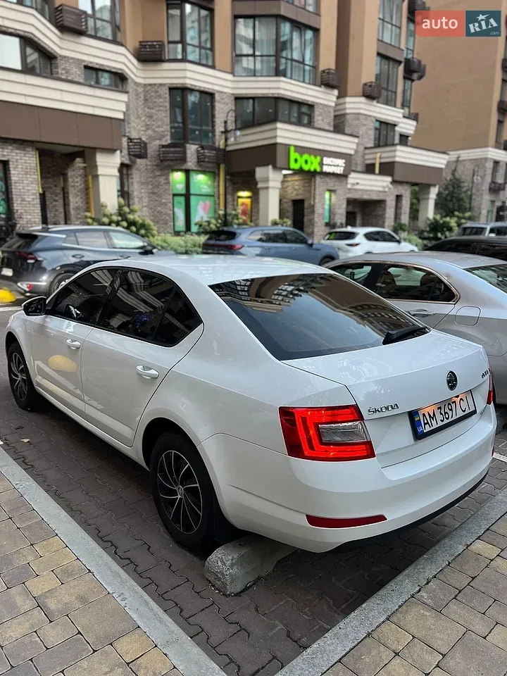 Skoda Octavia 2013 photo 4