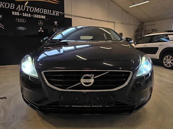 Volvo V40 2014 photo 3