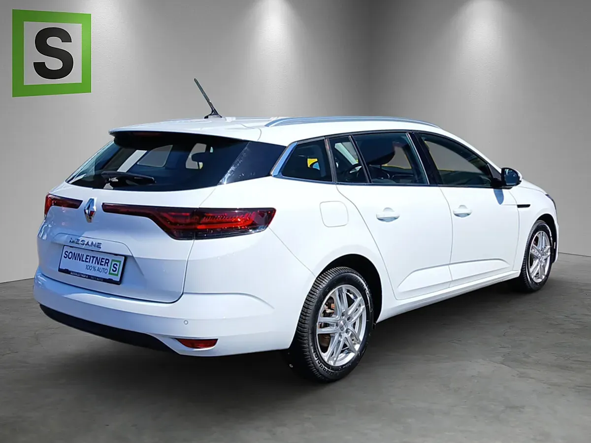 Renault Megane 2022 photo 3