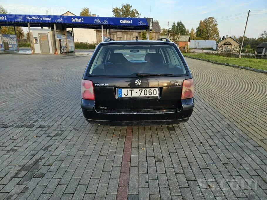 Volkswagen Passat 2004 photo 2