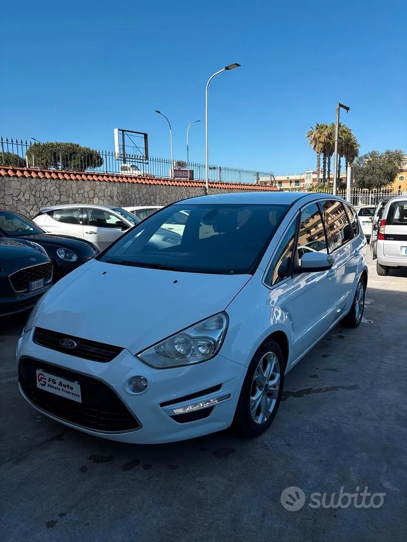 Ford S-Max 2013 photo 3