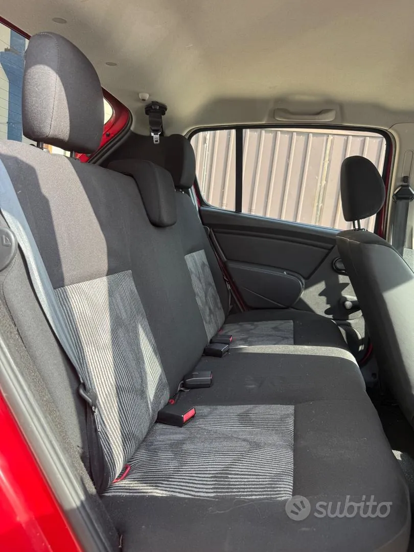 Dacia Sandero 2009 photo 5