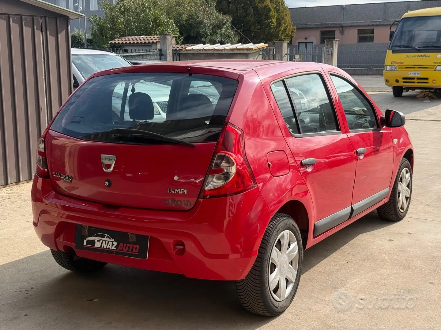 Dacia Sandero 2009 photo 3