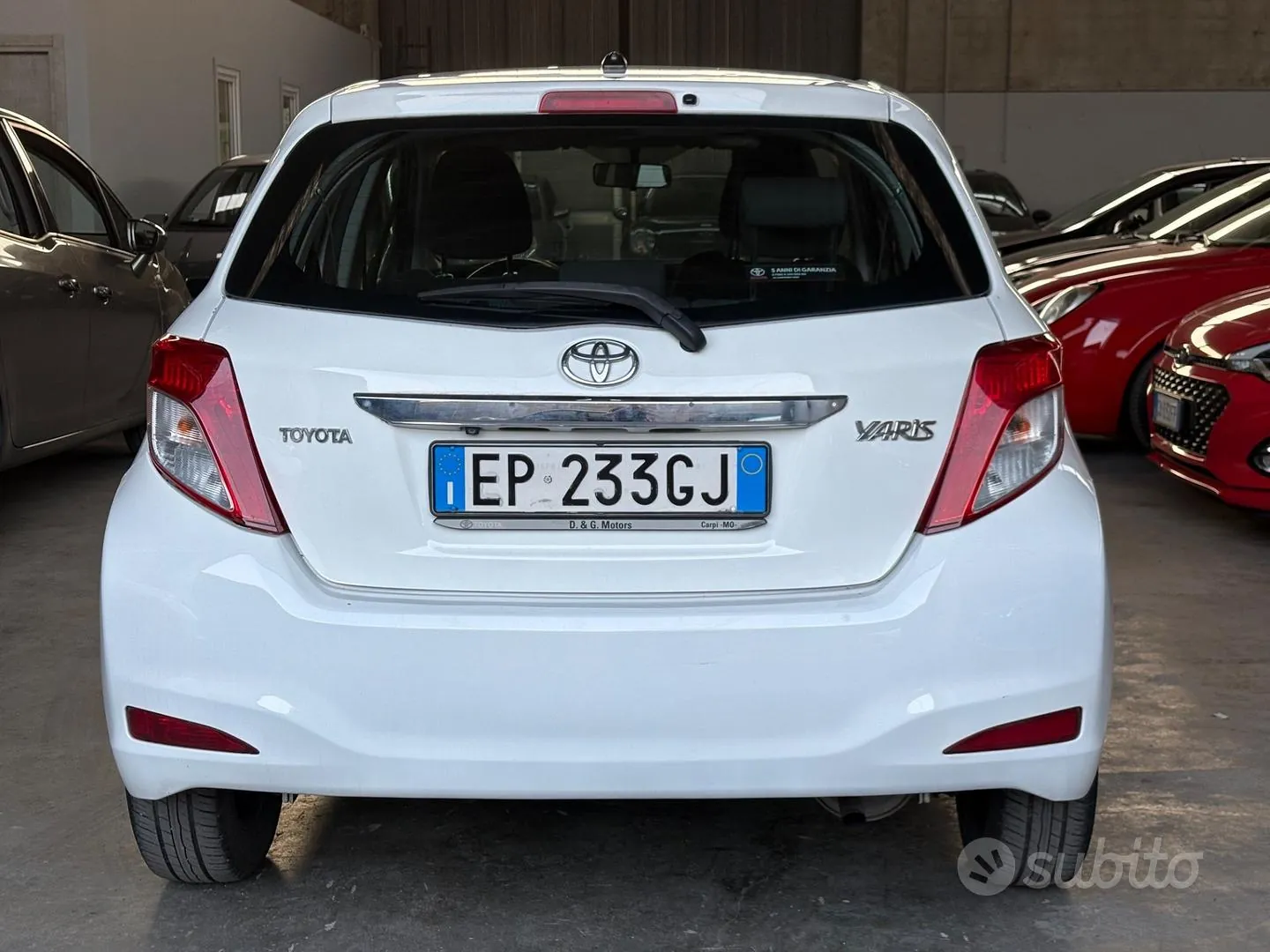 Toyota Yaris 2012 photo 5