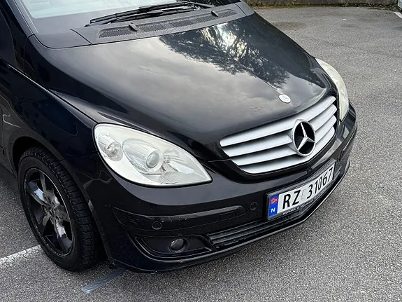 Mercedes-Benz B180 2006 photo 2