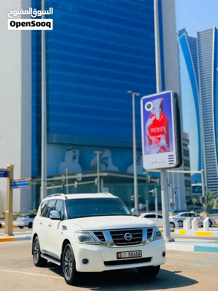 Nissan Patrol 2010 photo 5