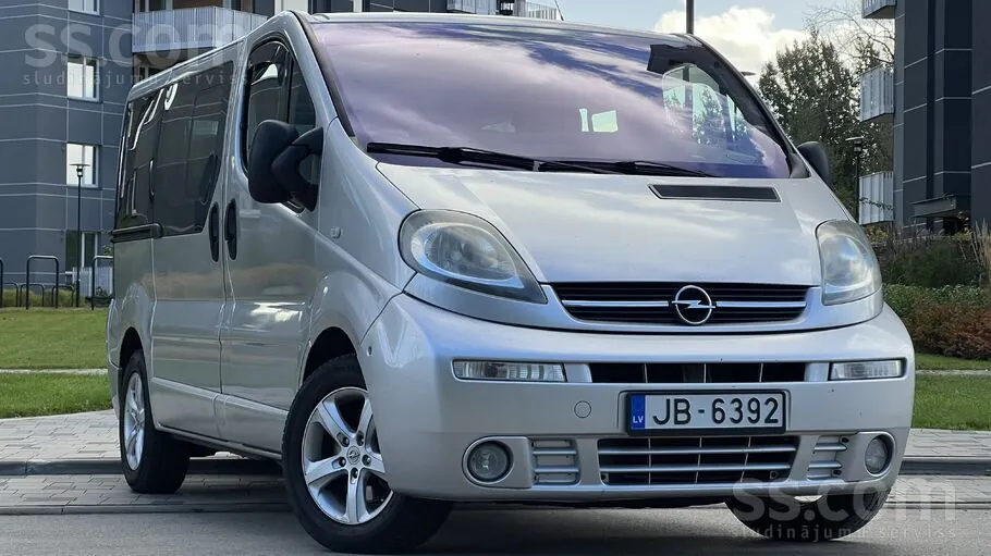 Opel Vivaro 2006 photo 2