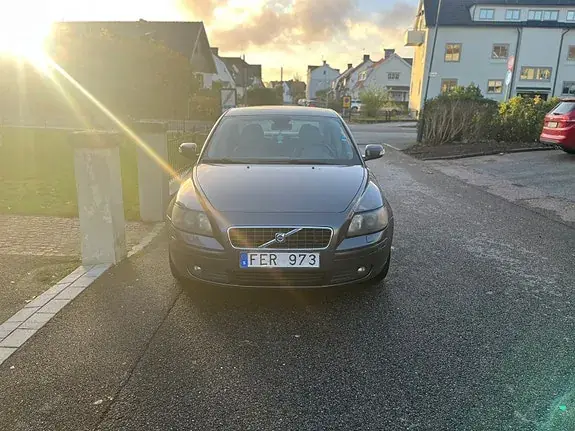 Volvo S40