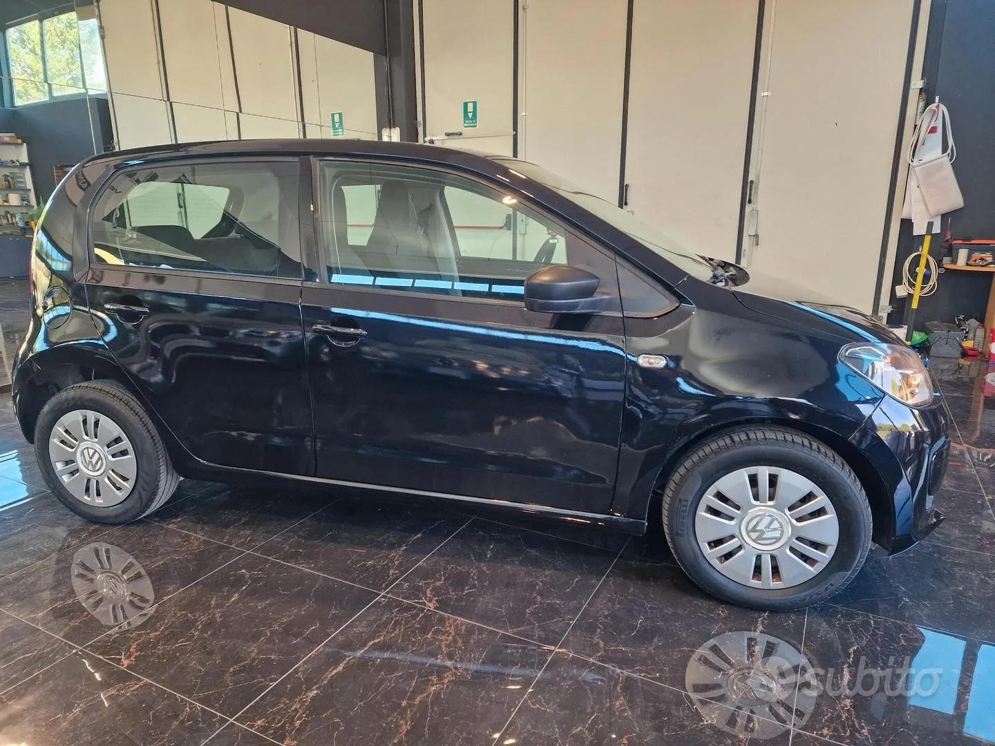 Volkswagen Up 2013 photo 3