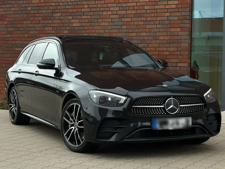 Mercedes-Benz E 300