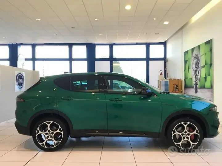 Alfa Romeo Tonale 2025 photo 2