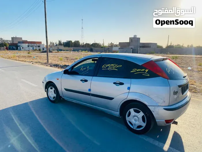 Ford Focus 2004 photo 2