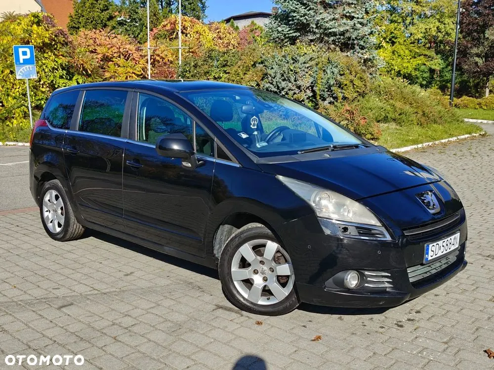 Peugeot 5008 2010 photo 2