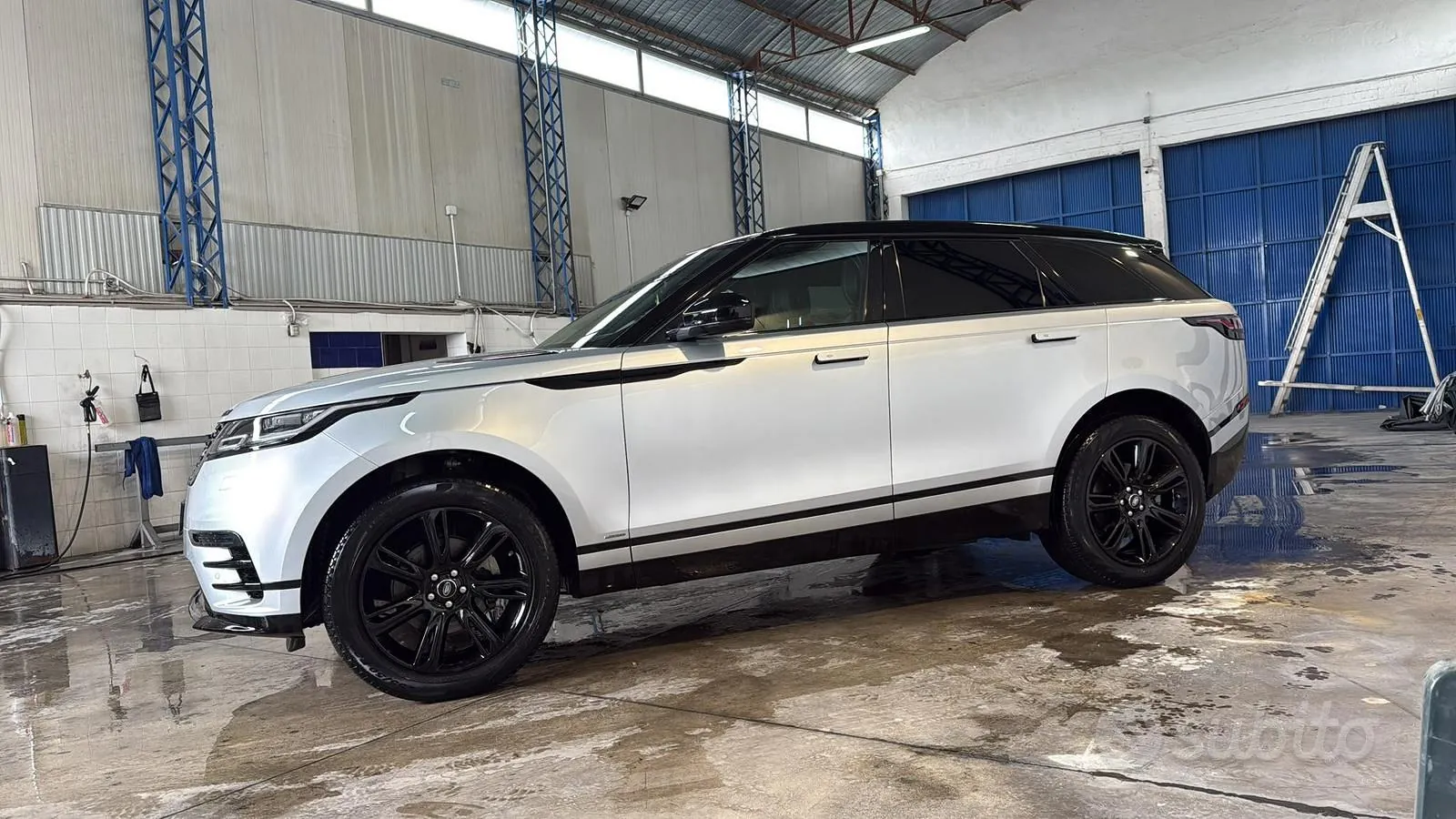 Land Rover Range Rover Velar 2019 photo 3