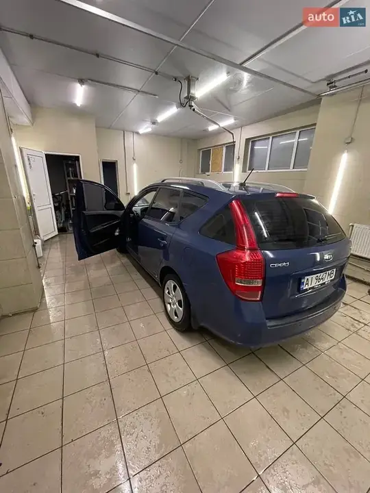 Kia Ceed 2009 photo 2