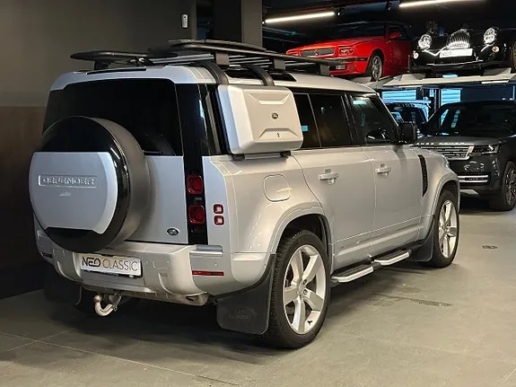 Land Rover Defender 110 2023 photo 5