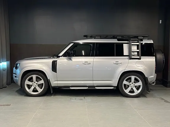 Land Rover Defender 110