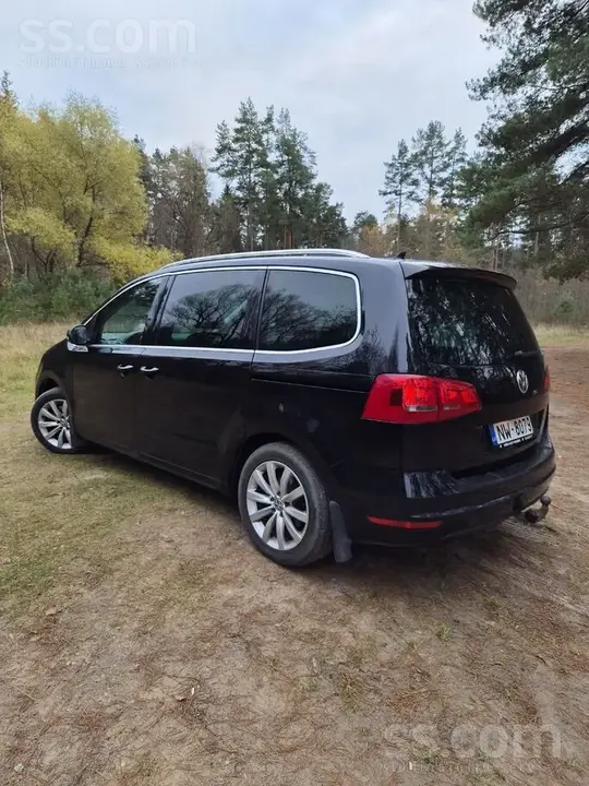 Volkswagen Sharan 2011 photo 3