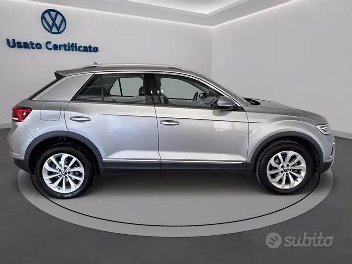 Volkswagen T-Roc 2024 photo 3