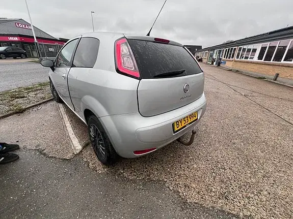 Fiat Punto 2012 photo 4