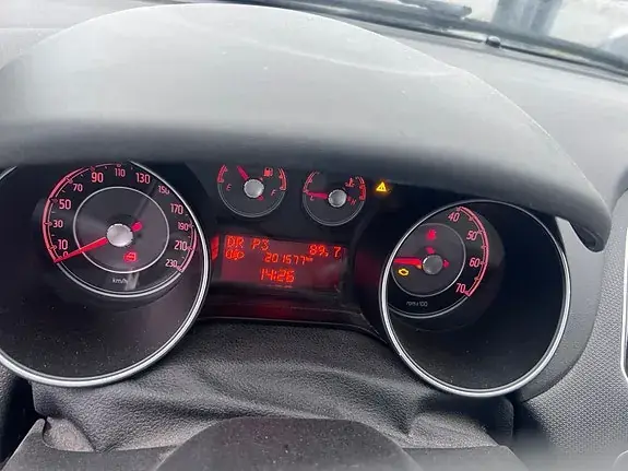 Fiat Punto 2012 photo 2