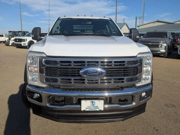 Ford F-550 2024 photo 3