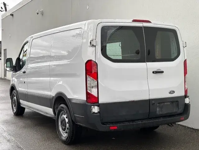 Ford Transit 2021 photo 3