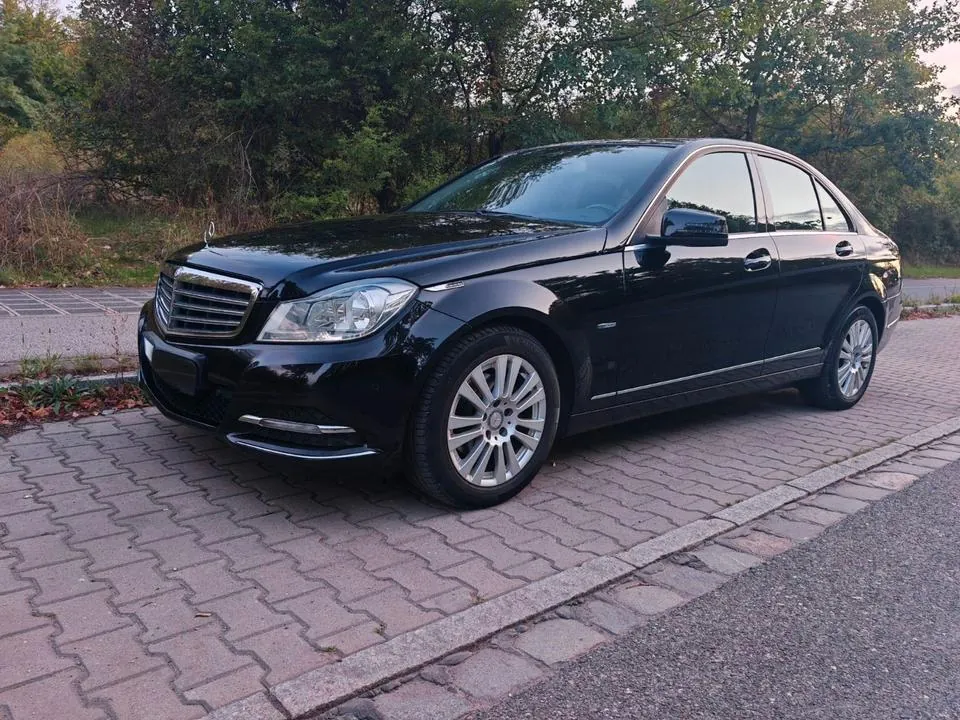 Mercedes-Benz C180