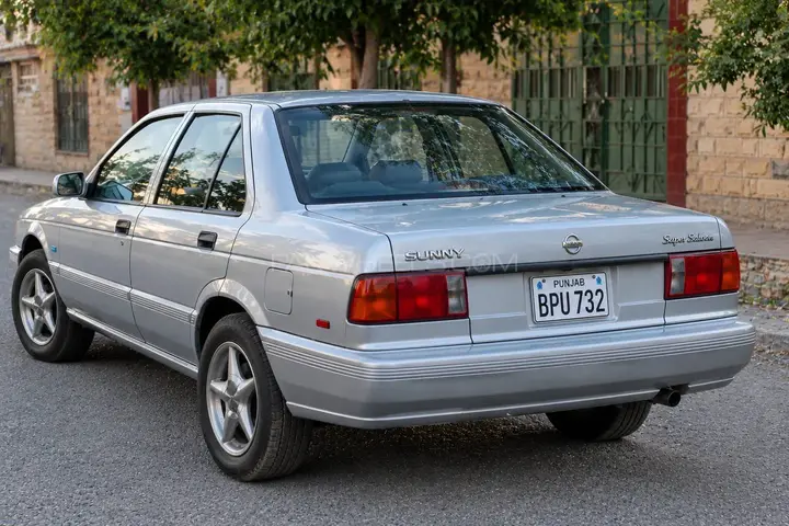 Nissan Sunny
